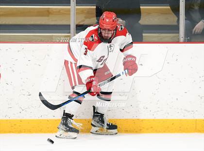 Thumbnail 2 in Tabor vs. Frederick Gunn (Avon Christmas Classic 3rd Place) photogallery.