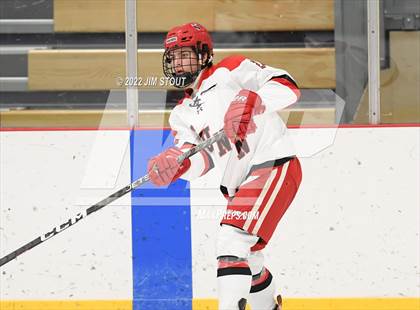 Thumbnail 3 in Tabor vs. Frederick Gunn (Avon Christmas Classic 3rd Place) photogallery.