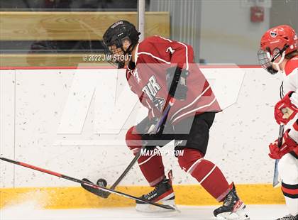 Thumbnail 1 in Tabor vs. Frederick Gunn (Avon Christmas Classic 3rd Place) photogallery.