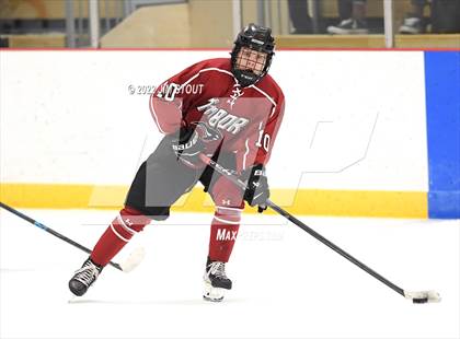 Thumbnail 1 in Tabor vs. Frederick Gunn (Avon Christmas Classic 3rd Place) photogallery.