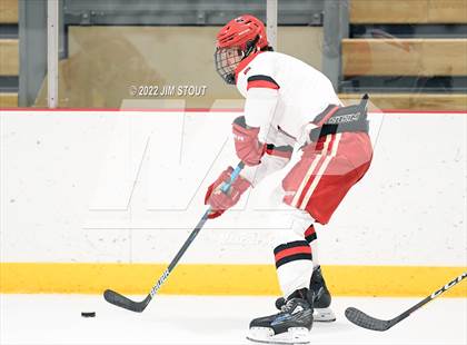 Thumbnail 3 in Tabor vs. Frederick Gunn (Avon Christmas Classic 3rd Place) photogallery.
