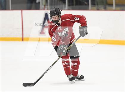 Thumbnail 3 in Tabor vs. Frederick Gunn (Avon Christmas Classic 3rd Place) photogallery.