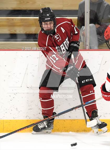 Thumbnail 1 in Tabor vs. Frederick Gunn (Avon Christmas Classic 3rd Place) photogallery.