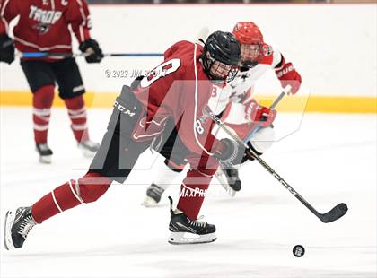 Thumbnail 3 in Tabor vs. Frederick Gunn (Avon Christmas Classic 3rd Place) photogallery.
