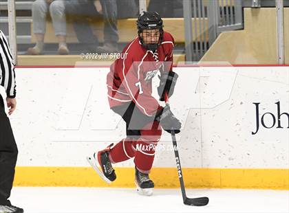 Thumbnail 2 in Tabor vs. Frederick Gunn (Avon Christmas Classic 3rd Place) photogallery.