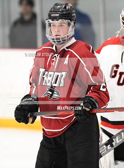 Thumbnail 1 in Tabor vs. Frederick Gunn (Avon Christmas Classic 3rd Place) photogallery.