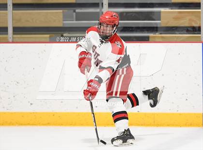 Thumbnail 3 in Tabor vs. Frederick Gunn (Avon Christmas Classic 3rd Place) photogallery.