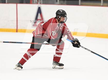 Thumbnail 2 in Tabor vs. Frederick Gunn (Avon Christmas Classic 3rd Place) photogallery.