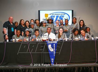 Thumbnail 2 in St. Mary's vs. St. Francis (CIF SJS D1 Final) photogallery.