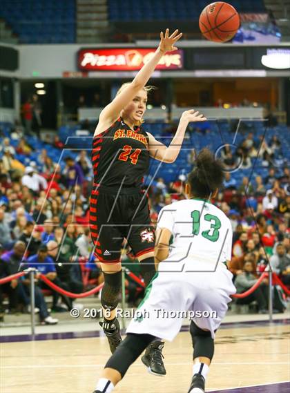 Thumbnail 3 in St. Mary's vs. St. Francis (CIF SJS D1 Final) photogallery.