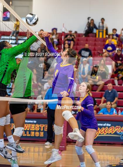 Thumbnail 2 in Lincoln vs. Southwest EC (CIF SDS Division V Finals) photogallery.