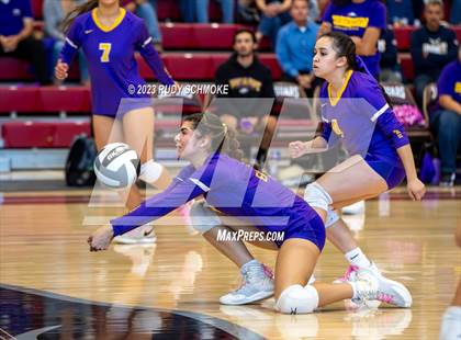 Thumbnail 2 in Lincoln vs. Southwest EC (CIF SDS Division V Finals) photogallery.