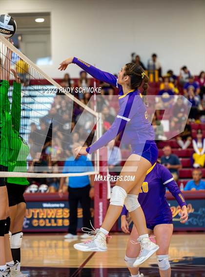 Thumbnail 2 in Lincoln vs. Southwest EC (CIF SDS Division V Finals) photogallery.