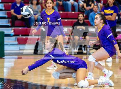 Thumbnail 3 in Lincoln vs. Southwest EC (CIF SDS Division V Finals) photogallery.