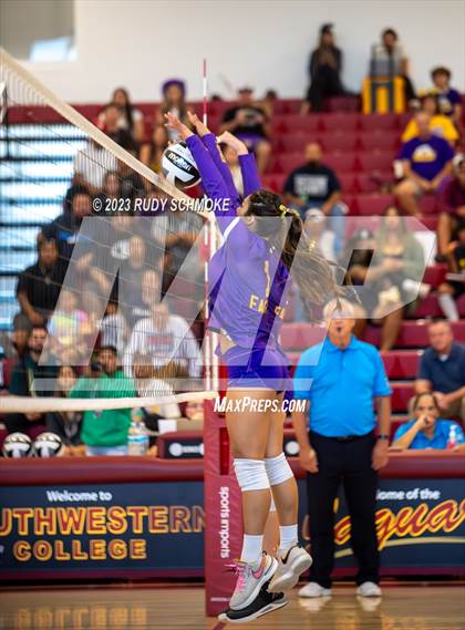 Thumbnail 2 in Lincoln vs. Southwest EC (CIF SDS Division V Finals) photogallery.