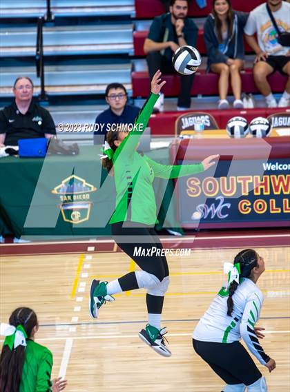 Thumbnail 3 in Lincoln vs. Southwest EC (CIF SDS Division V Finals) photogallery.