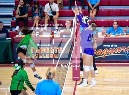 Thumbnail 1 in Lincoln vs. Southwest EC (CIF SDS Division V Finals) photogallery.