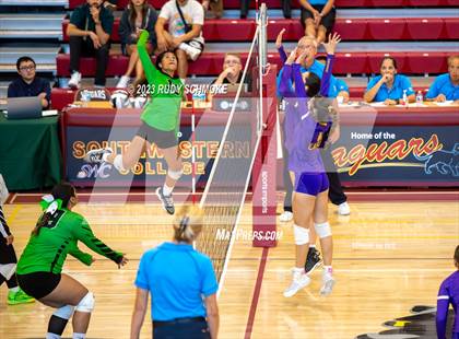 Thumbnail 2 in Lincoln vs. Southwest EC (CIF SDS Division V Finals) photogallery.