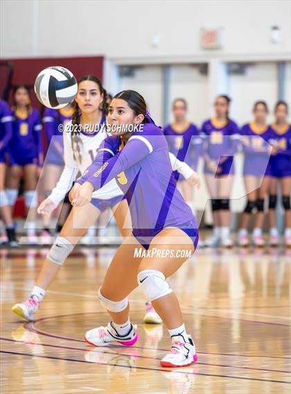 Thumbnail 2 in Lincoln vs. Southwest EC (CIF SDS Division V Finals) photogallery.