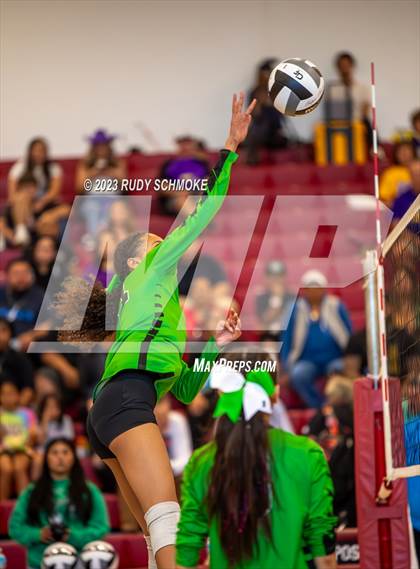 Thumbnail 2 in Lincoln vs. Southwest EC (CIF SDS Division V Finals) photogallery.