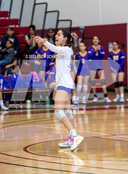 Thumbnail 3 in Lincoln vs. Southwest EC (CIF SDS Division V Finals) photogallery.