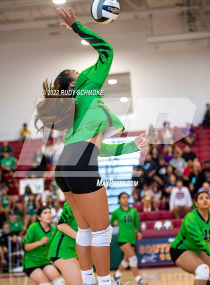 Thumbnail 3 in Lincoln vs. Southwest EC (CIF SDS Division V Finals) photogallery.
