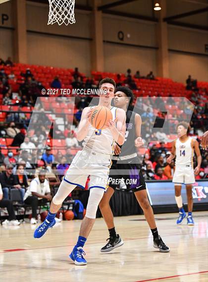 Thumbnail 3 in Cane Ridge vs. North Little Rock (King Cotton Classic) photogallery.