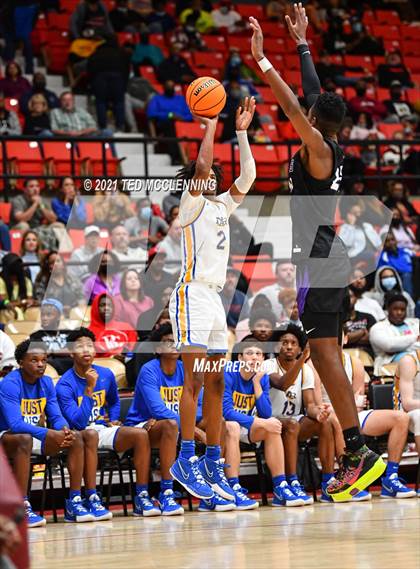 Thumbnail 3 in Cane Ridge vs. North Little Rock (King Cotton Classic) photogallery.