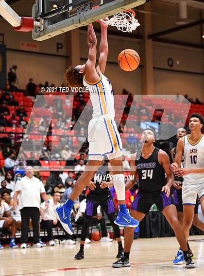Thumbnail 2 in Cane Ridge vs. North Little Rock (King Cotton Classic) photogallery.