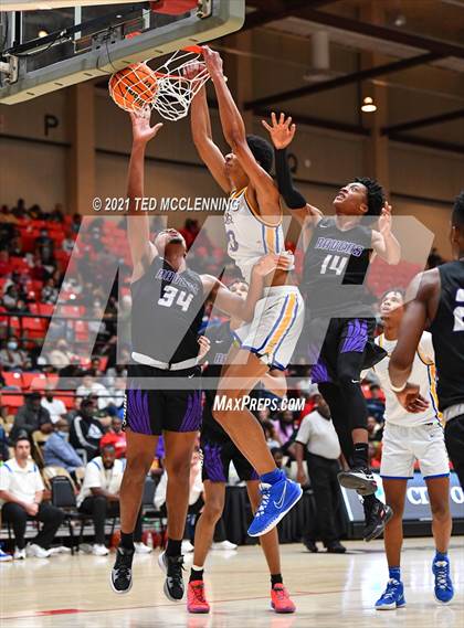 Thumbnail 3 in Cane Ridge vs. North Little Rock (King Cotton Classic) photogallery.