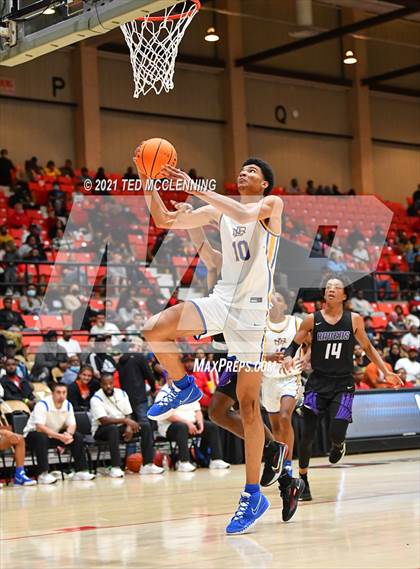 Thumbnail 2 in Cane Ridge vs. North Little Rock (King Cotton Classic) photogallery.
