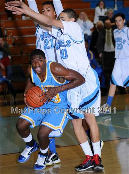 Thumbnail 3 in Walnut vs. Quartz Hill (CIF SS Playoffs) photogallery.