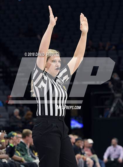 Thumbnail 2 in Windward vs. Pinewood (CIF State Open Division Final) photogallery.