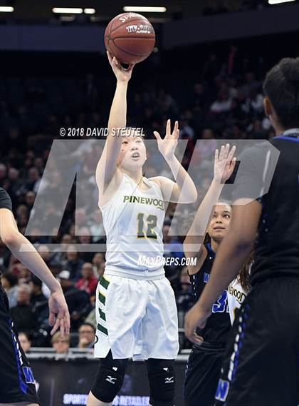 Thumbnail 3 in Windward vs. Pinewood (CIF State Open Division Final) photogallery.