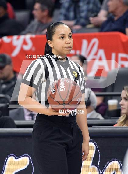 Thumbnail 2 in Windward vs. Pinewood (CIF State Open Division Final) photogallery.