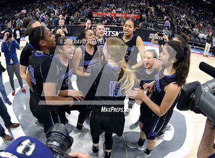 Thumbnail 1 in Windward vs. Pinewood (CIF State Open Division Final) photogallery.