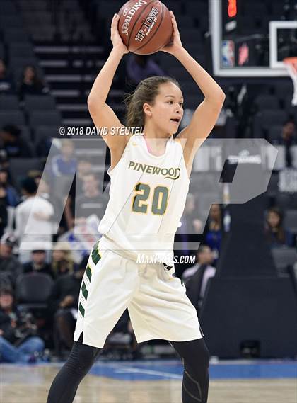Thumbnail 2 in Windward vs. Pinewood (CIF State Open Division Final) photogallery.