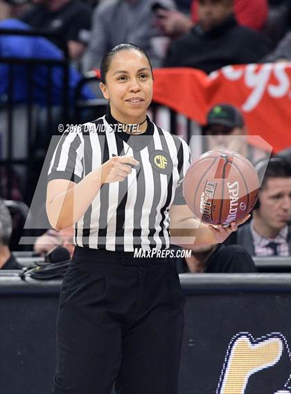 Thumbnail 3 in Windward vs. Pinewood (CIF State Open Division Final) photogallery.