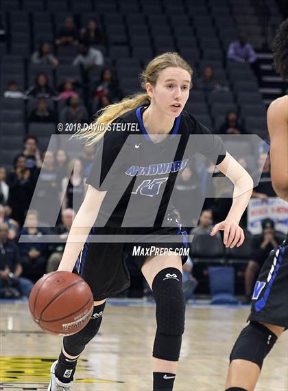 Thumbnail 2 in Windward vs. Pinewood (CIF State Open Division Final) photogallery.