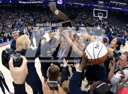 Thumbnail 1 in Windward vs. Pinewood (CIF State Open Division Final) photogallery.