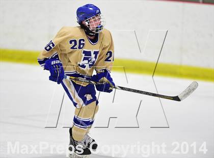 Thumbnail 1 in Hall-Southington vs. Newtown (CIAC DIII Quarterfinal) photogallery.