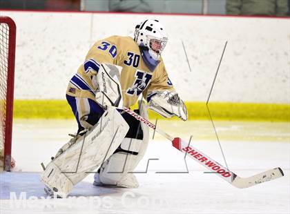 Thumbnail 1 in Hall-Southington vs. Newtown (CIAC DIII Quarterfinal) photogallery.