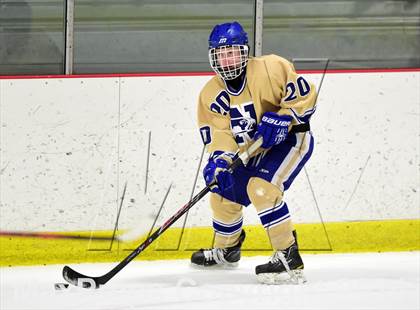 Thumbnail 1 in Hall-Southington vs. Newtown (CIAC DIII Quarterfinal) photogallery.