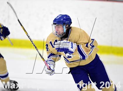 Thumbnail 2 in Hall-Southington vs. Newtown (CIAC DIII Quarterfinal) photogallery.