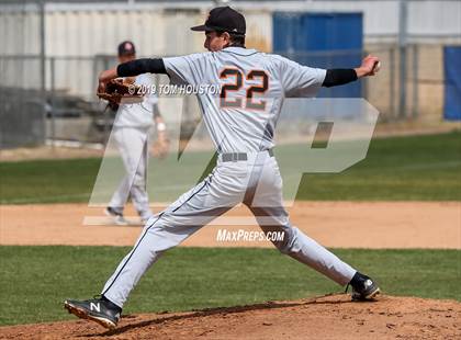 Thumbnail 1 in Apple Valley @ Alta Loma photogallery.