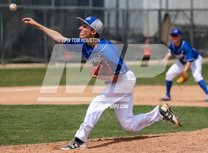 Thumbnail 1 in Apple Valley @ Alta Loma photogallery.