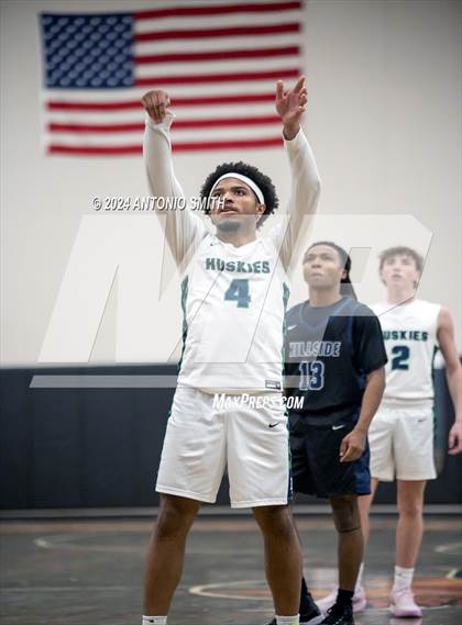 Thumbnail 3 in Flint Hill vs. Hillside (Battle in the Bull Invitational) photogallery.