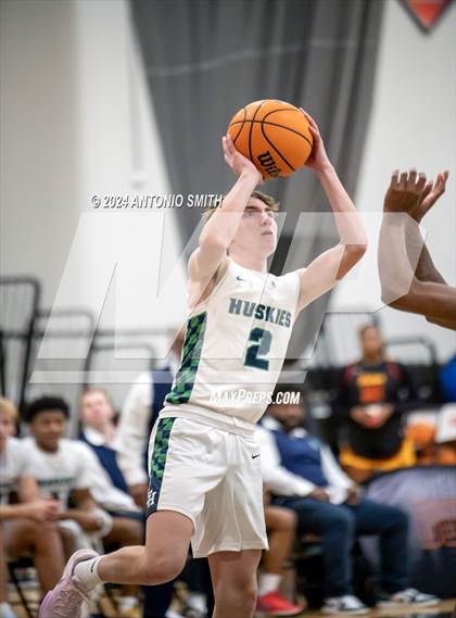 Thumbnail 2 in Flint Hill vs. Hillside (Battle in the Bull Invitational) photogallery.