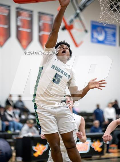 Thumbnail 1 in Flint Hill vs. Hillside (Battle in the Bull Invitational) photogallery.