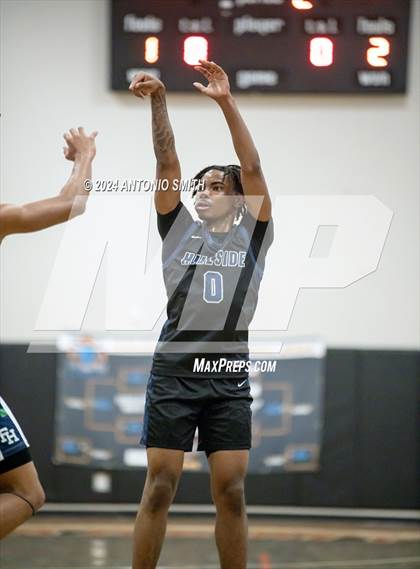 Thumbnail 3 in Flint Hill vs. Hillside (Battle in the Bull Invitational) photogallery.